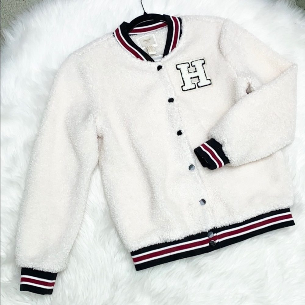 F21 Varsity jacket 🎉HP🎉 - Picture 2 of 8